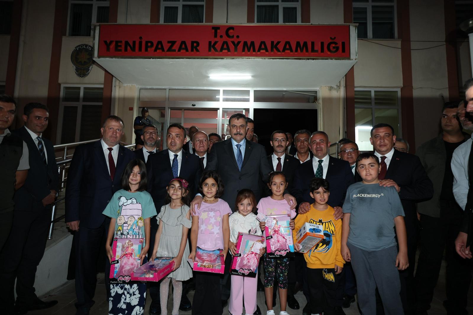 İçişleri Bakanı Çiftçi, Yenipazar ve Gölpazarı’nda temaslarda bulundu