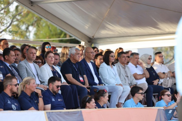 Hollanda ve Avusturya U18 Avrupa Plaj Voleybolu şampiyonu oldu