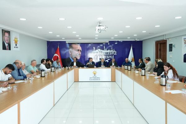 AK Parti İstanbul’dan 39 ilçede mahalle bazlı iletişim çalışması