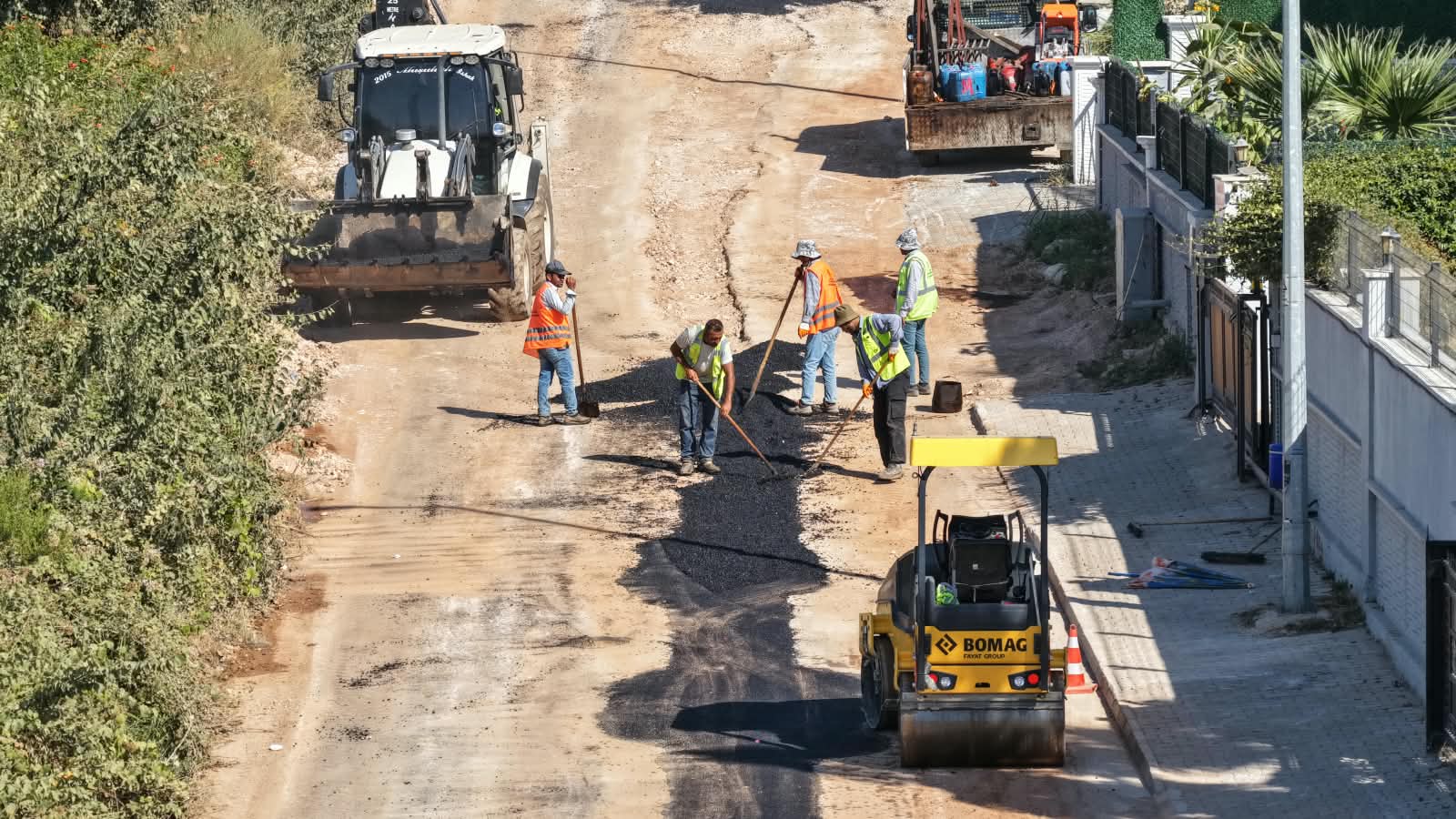 Başkan Çerçioğlu’ndan Kuşadası’na 19,6 milyon liralık altyapı yatırımı