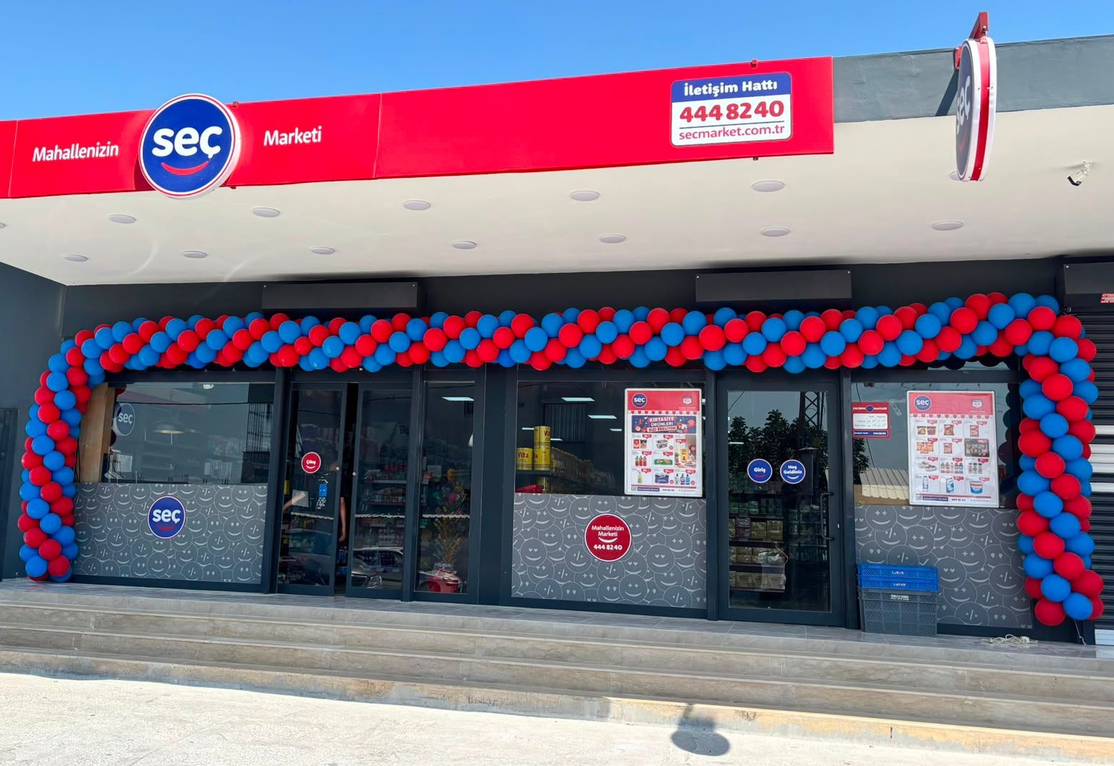 Hataylı esnaf Seç Market ile ticaretine devam ediyor