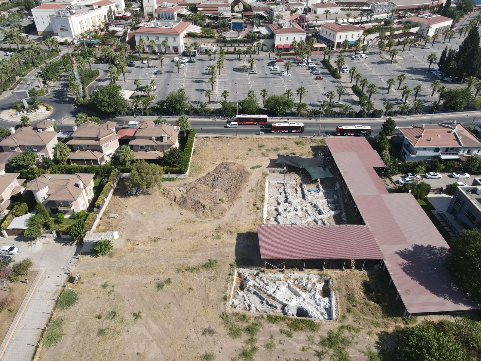 Yeşilova Höyüğü’nde 8 bin 500 yıllık yaşamın izleri ortaya çıkarılıyor