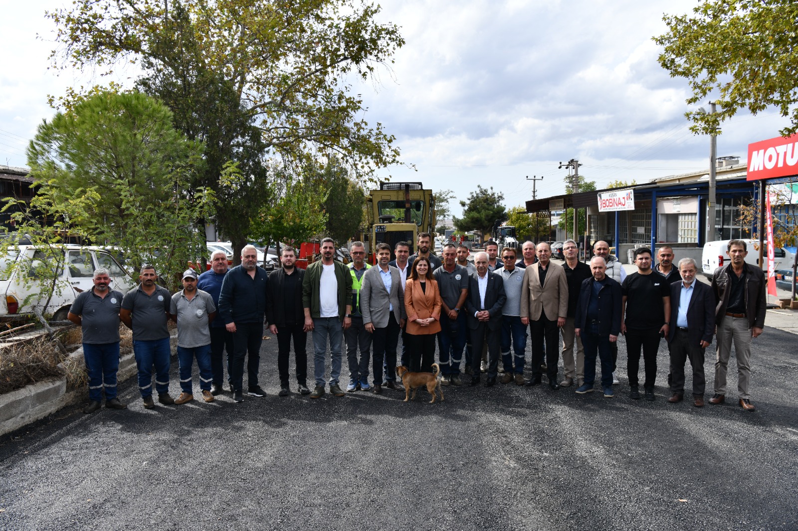 Başkan Özcan, Keşan Sanayi Sitesi’ndeki asfalt çalışmalarını inceledi