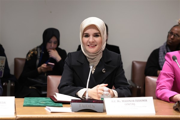 Göktaş: Gençlerimizin fikirleriyle geleceğin şekillenmesinde rol üstlenmesini önemsiyoruz
