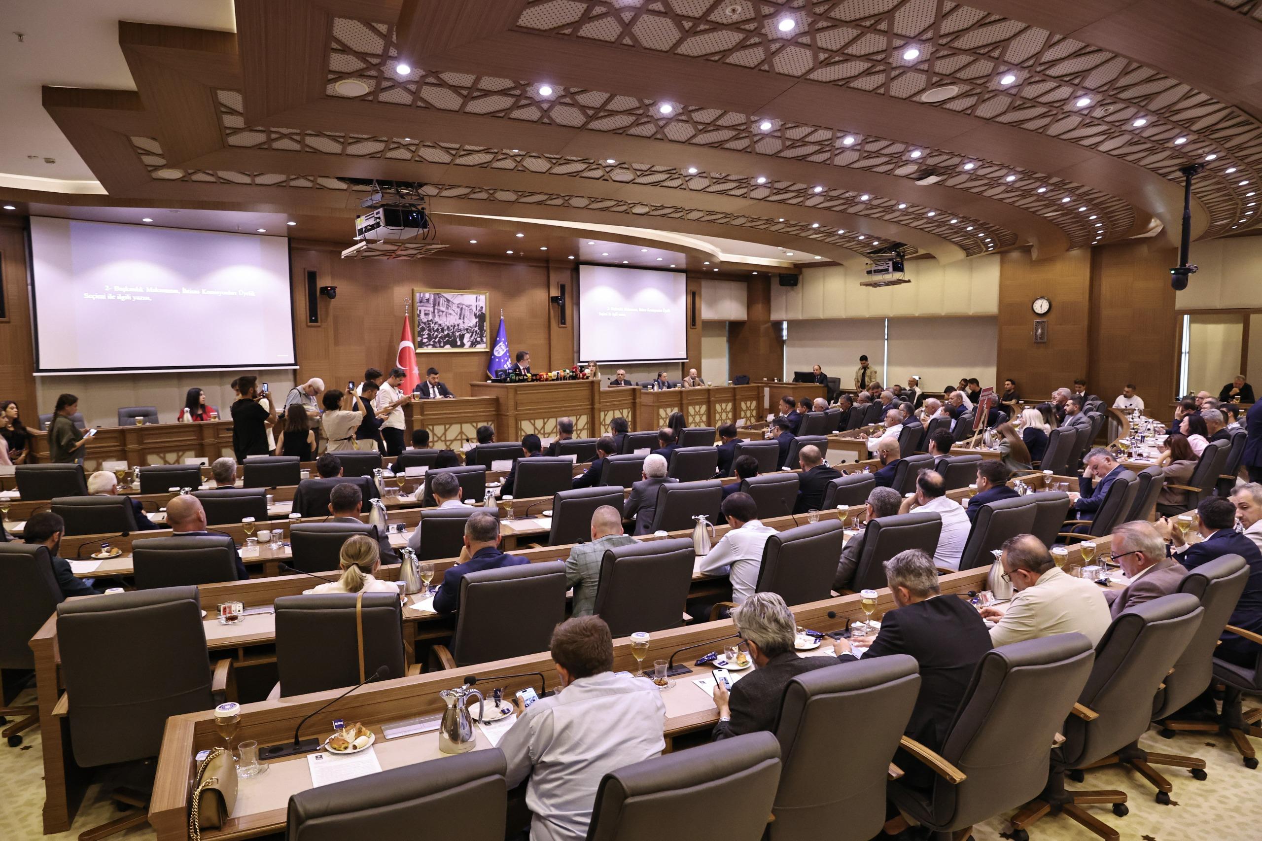 Bursa Büyükşehir Belediye Meclisi’nde yeni dönem başladı