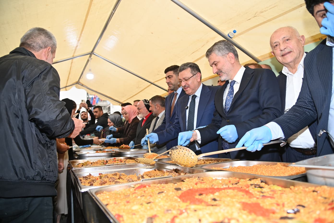 Trabzon’da 5. Uluslararası Sanat Buluşması Resim Çalıştayı eserleri sergilendi