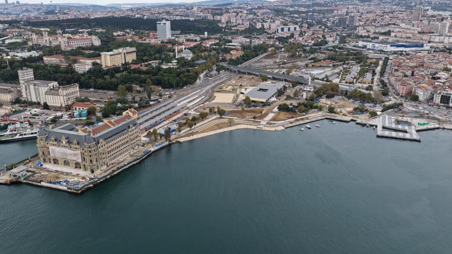 Haydarpaşa Garı’nda ahşap kazıkların yüzde 80’i yok oldu