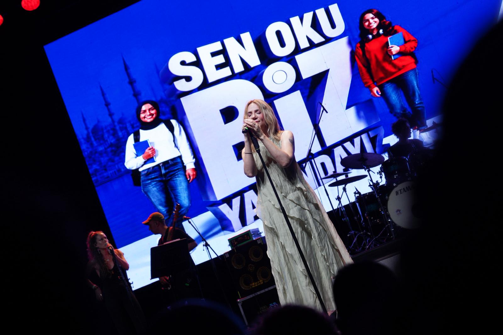 Harbiye’de üniversiteli genç kadınlar için dayanışma konseri
