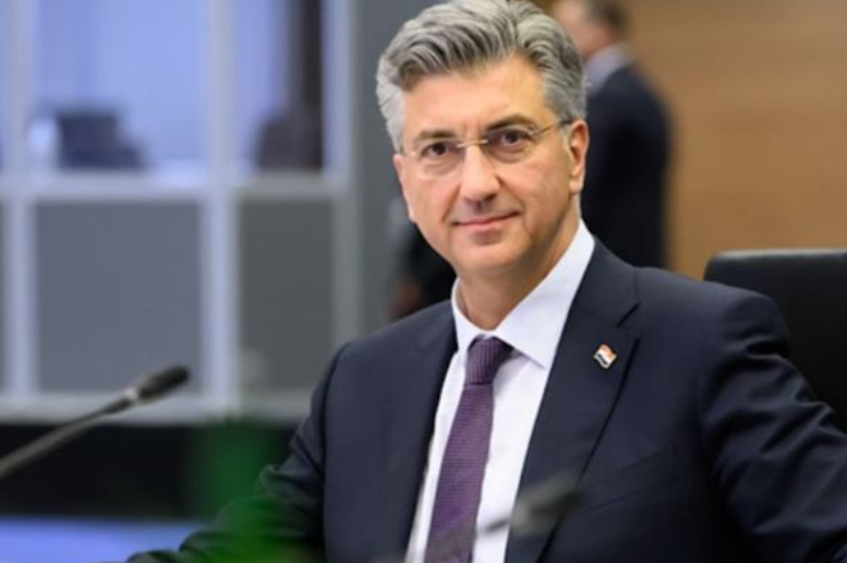 Plenkovic: Kosova’nın AB ve Avrupa Konseyi üyeliği yolunu desteklemeyi sürdürüyoruz