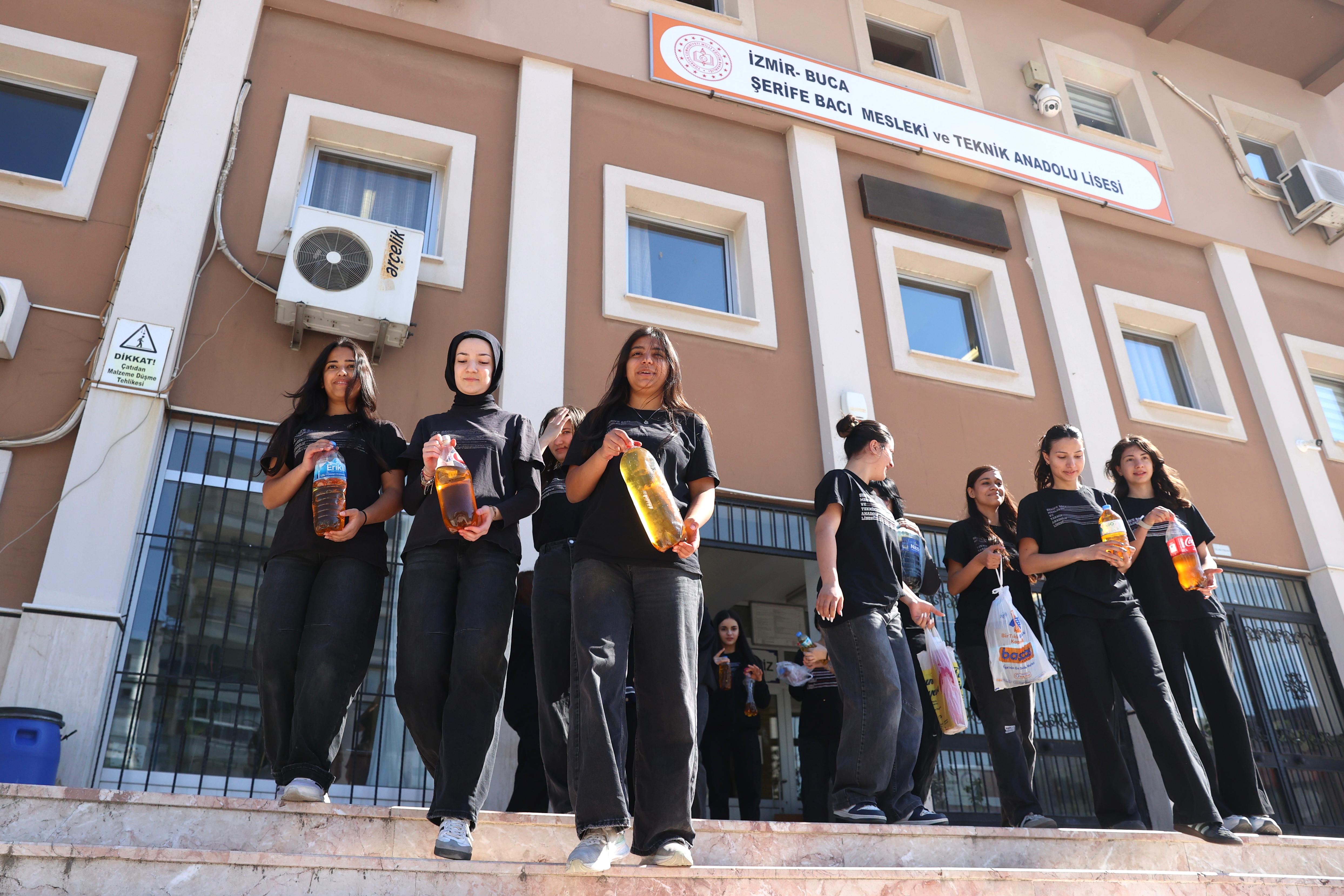 Buca’da 120 bin litreden fazla bitkisel atık yağ geri dönüştürüldü