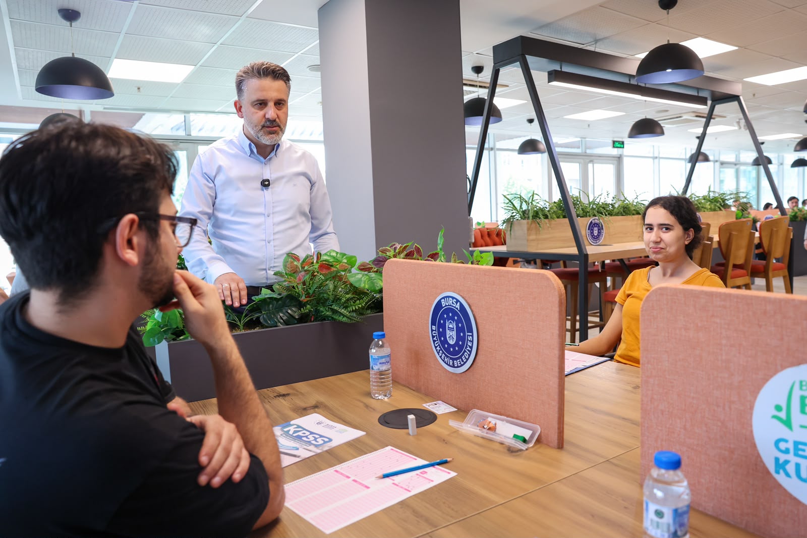 Bursa’da yaklaşık 2 bin 500 aday KPSS deneme sınavına katıldı