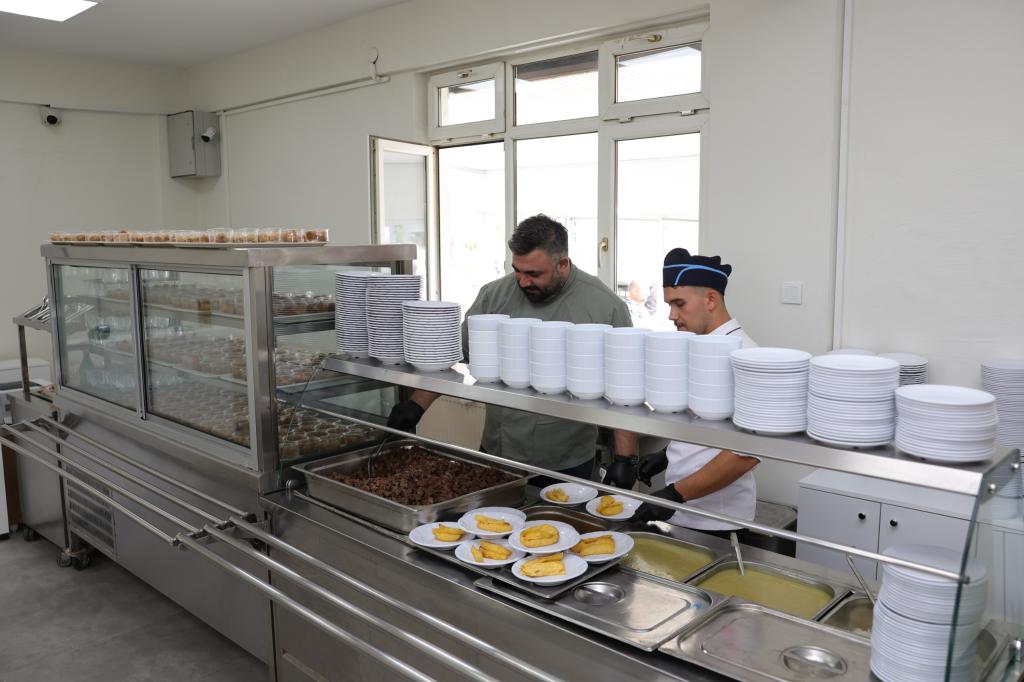 Kütahya’da Zafertepe Kent Lokantası hizmete açıldı