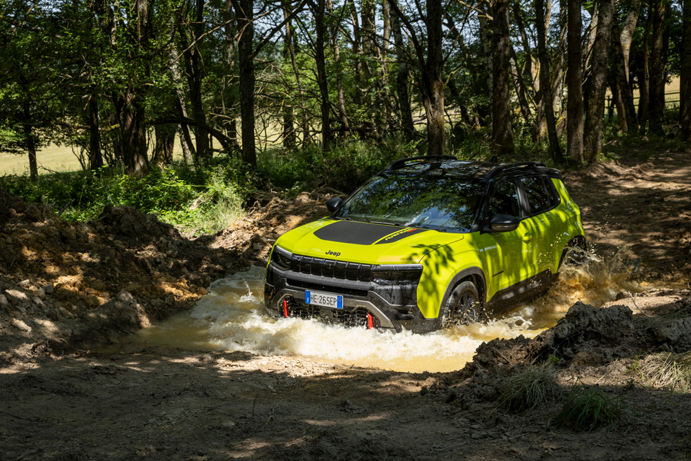 Yeni Jeep Avenger Türkiye’de yollara çıktı