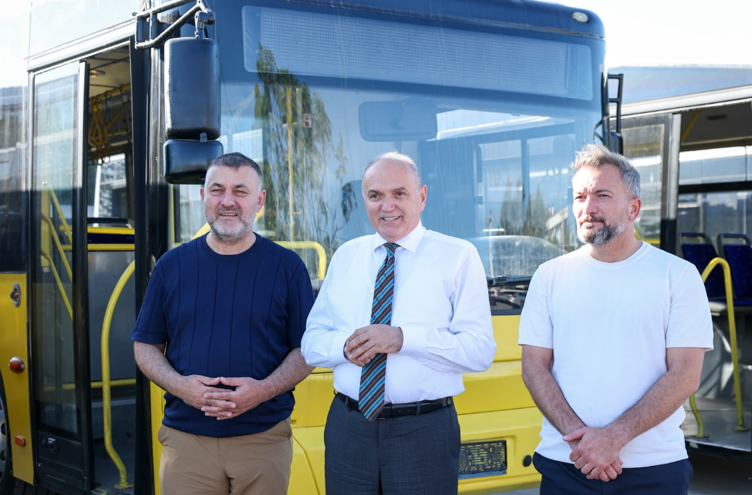 Düzce Belediyesi ulaşım filosuna 9 yeni araç takviyesi