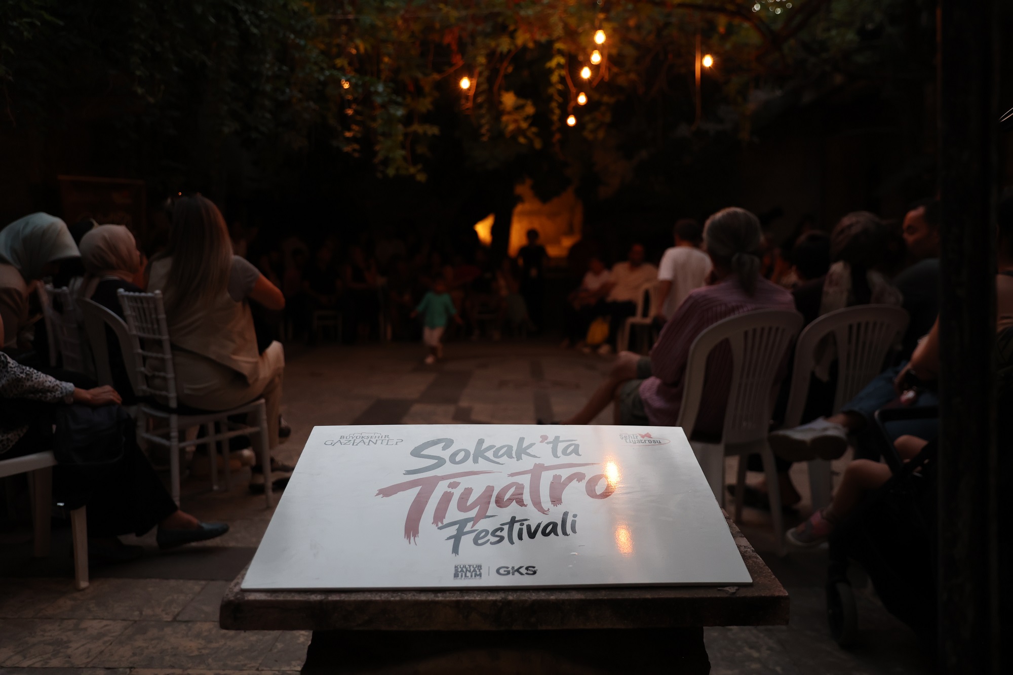 Şehir Tiyatrosu Sokakta Tiyatro Festivali başladı
