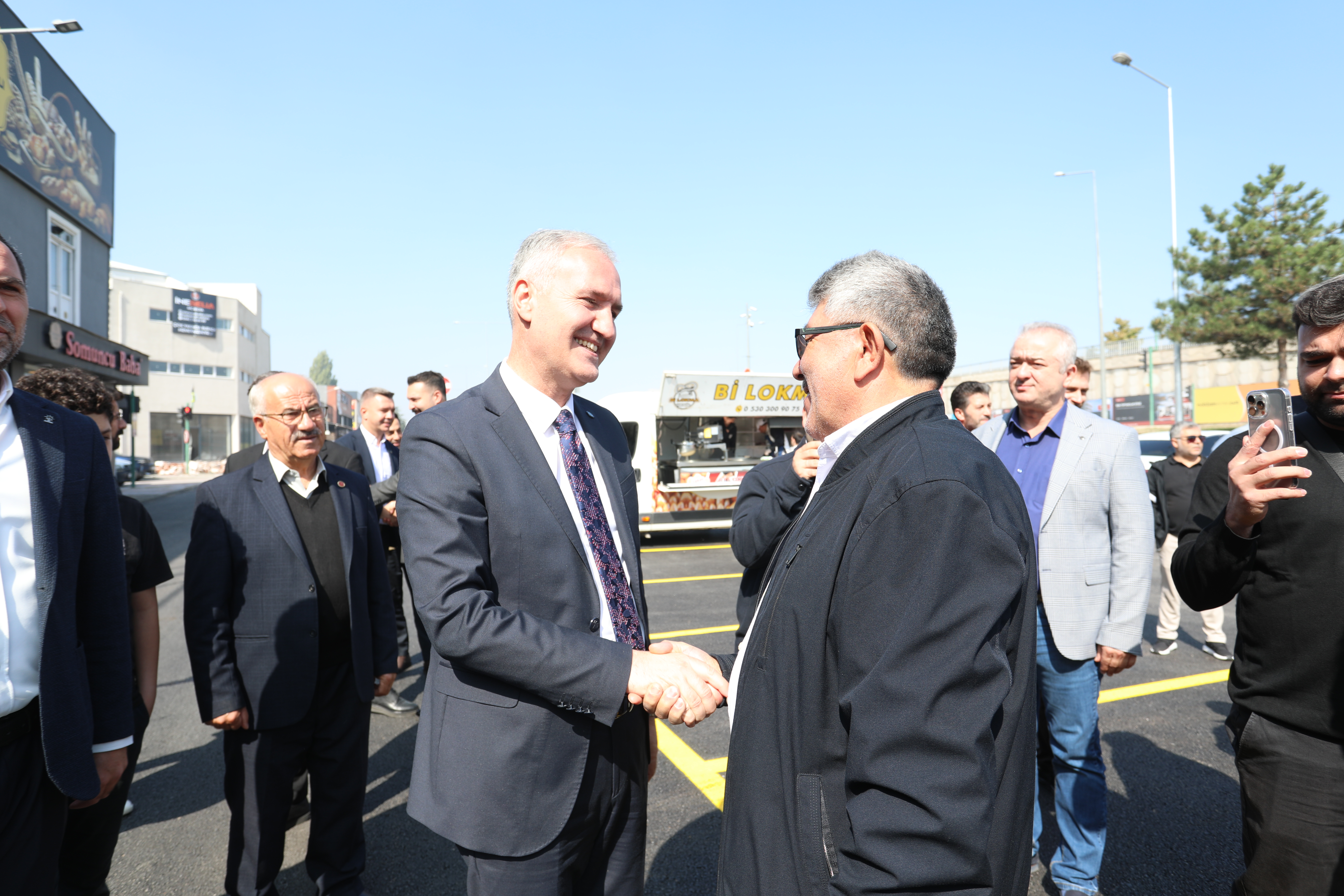 İnegöl’de mobilya sanayisine 165 araçlık otopark