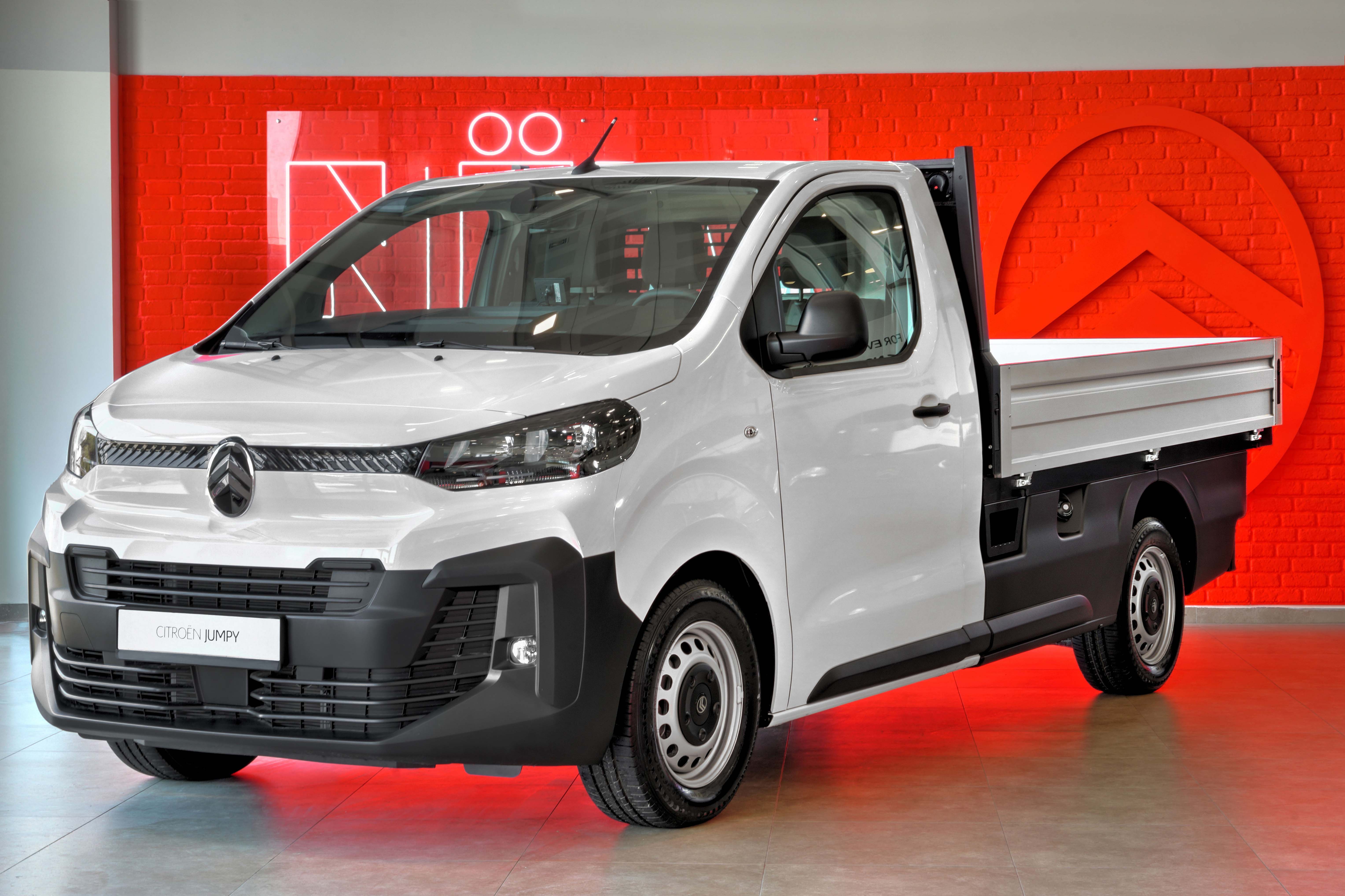 Citroen yerli üretim Jumpy kamyonet ile ürün gamını genişletti