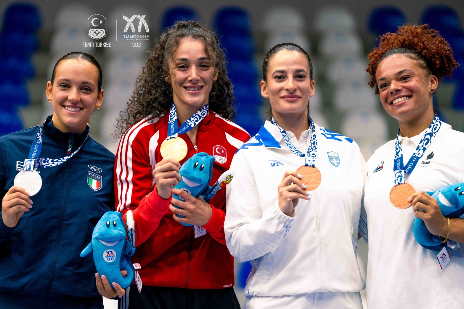 İBB Spor Kulübü sporcularından Akdeniz Oyunları’nda 16 madalya