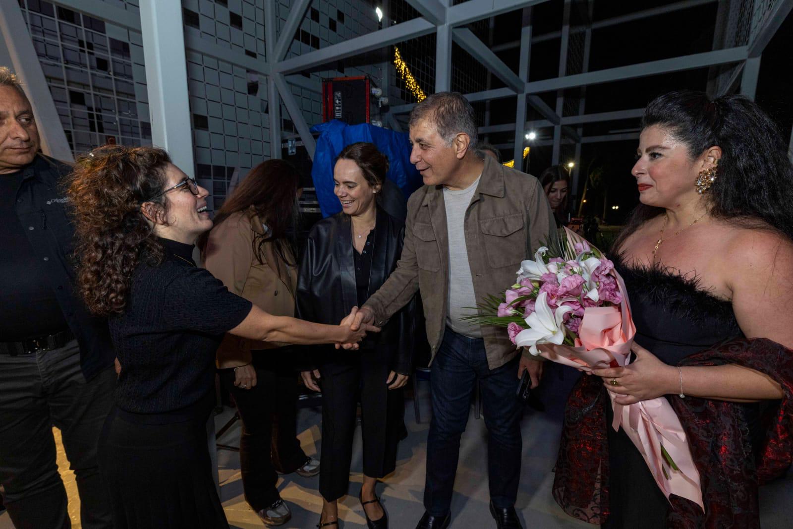 İzmir Oda Orkestrası yeni sezonu Zeytin Sahne’de açtı