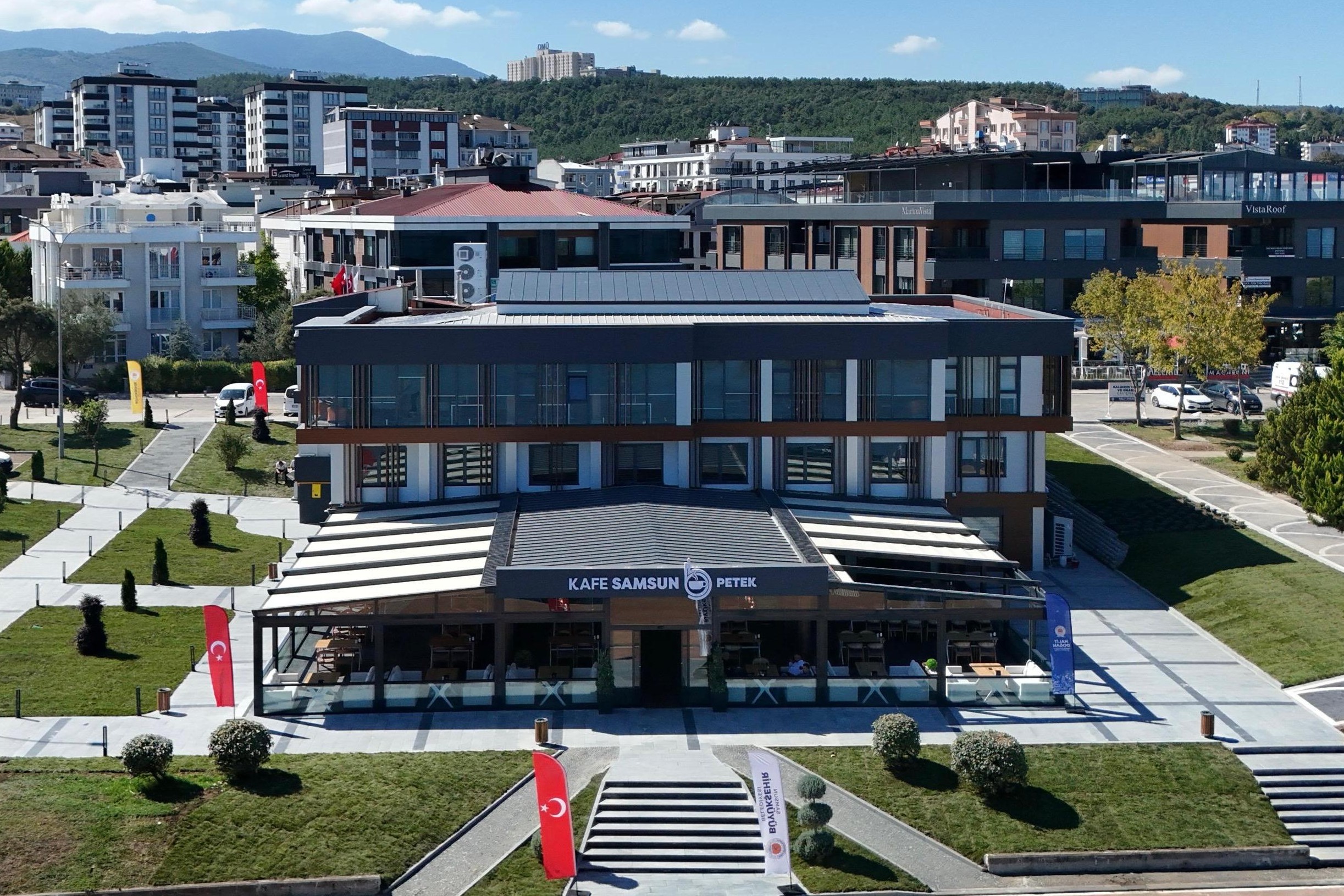 Petek Genç bir yılda 176 bin 27 kişiye hizmet verdi