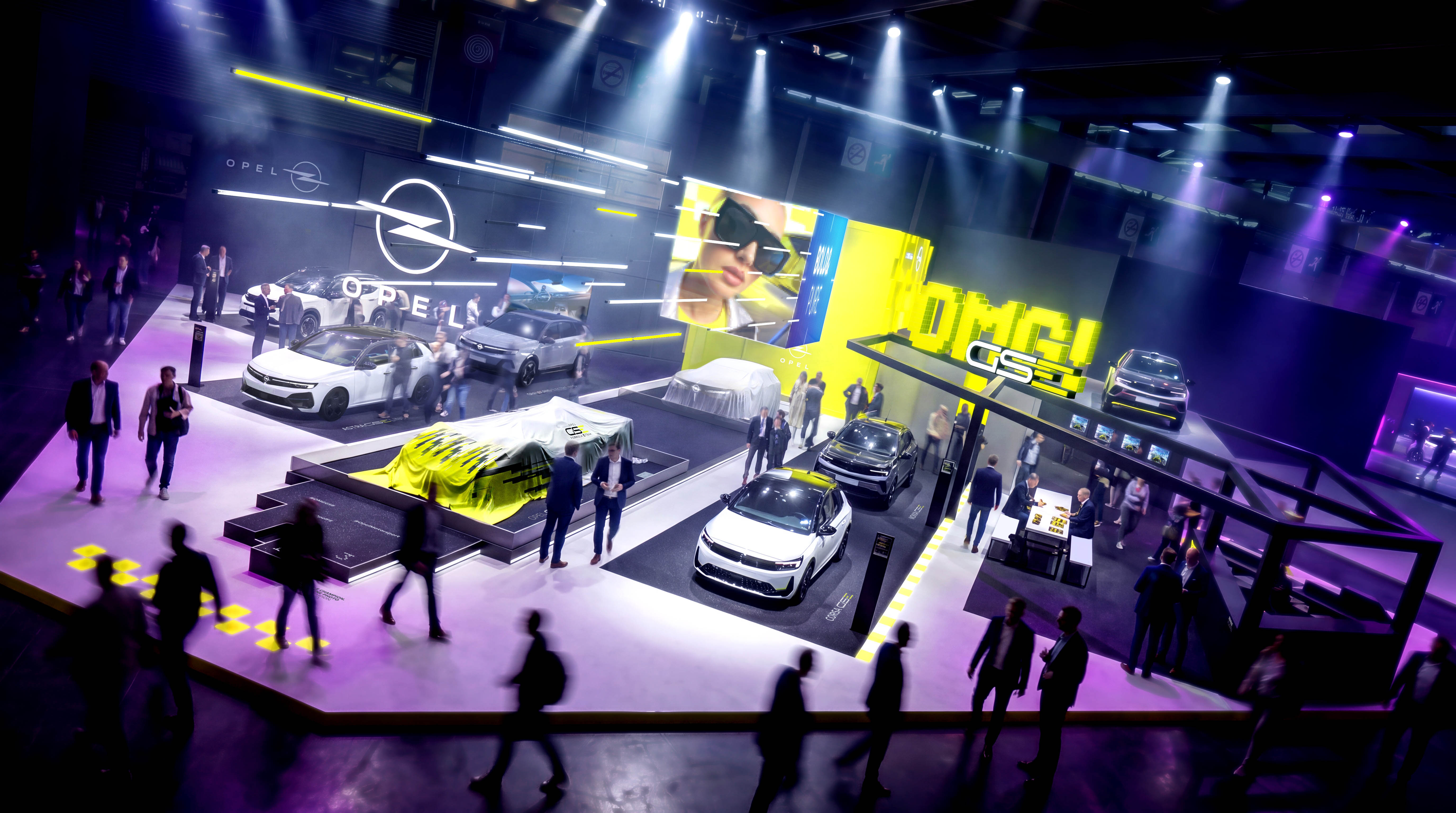 Opel Paris’te STX Concept ve GSE dünyasını buluşturuyor!