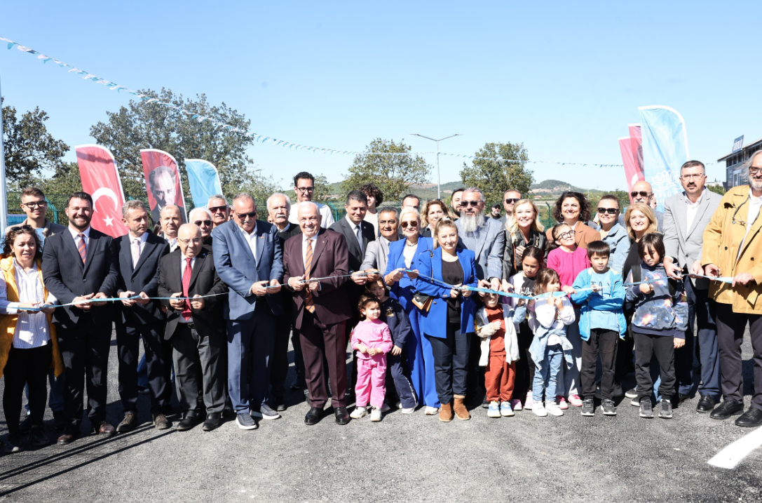 Nilüfer’de sahipsiz hayvanlar için Umut Ağacı Merkezi açıldı