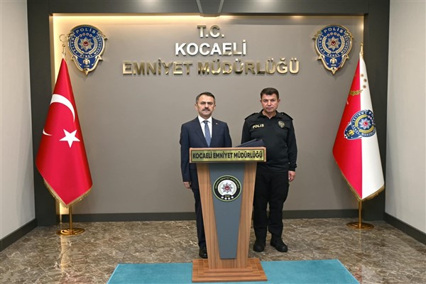 Vali Aktaş, Kocaeli İl Emniyet Müdürü Özcan’ı ziyaret etti