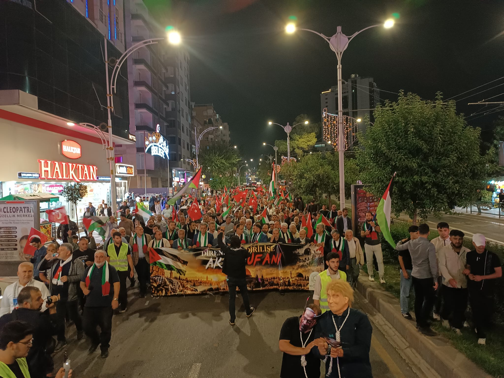 Şanlıurfa’da Gazze için yürüyüş düzenlendi
