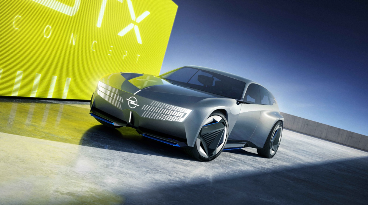 Opel, STX Concept ile Station Wagon dünyasında yeni dönemin kapılarını aralıyor