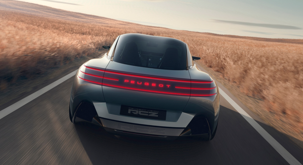 500 HP Güç, 600 KM menzil ve yalnızca 10 dakikada şarj